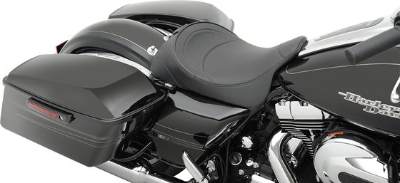 CVO SE ELECTRA GLIDE ULTRA LIMITED (2014 - 2021) solo seat with optional backrest system | DRAG SPECIALTIES SEATS