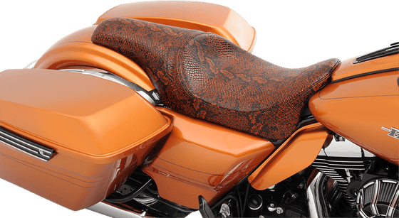 ROAD KING SPECIAL (2017 - 2022) smooth predator seat for harley dresser/touring 08-20 fl | DRAG SPECIALTIES SEATS