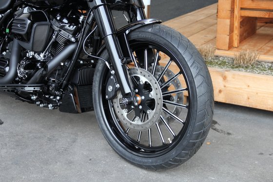 ROAD KING (2014 - 2022) custom 21" raw front fender | CULT WERK