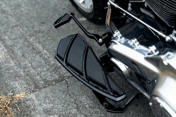 ROAD KING SPECIAL (2020 - 2022) phantom black shift peg | KURYAKYN