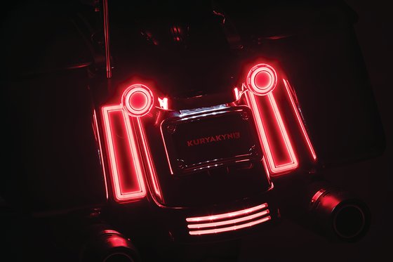 ROAD KING SPECIAL (2017 - 2022) tracer red lights panel | KURYAKYN