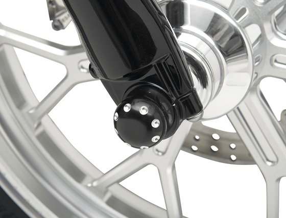 SOFTAIL CUSTOM (2007 - 2010) black front axle covers | COVINGTONS