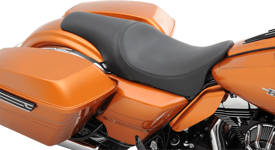 SCREAMIN EAGLE ROAD KING CVO (2008 - 2014) smooth predator seat for harley dresser/touring 08-20 fl | DRAG SPECIALTIES SEATS