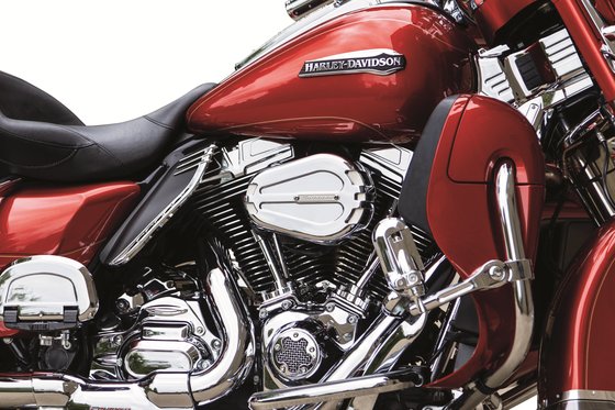 TRI GLIDE ULTRA CLASSIC/CVO (2010 - 2022) chrome mid-frame deflector accents | KURYAKYN