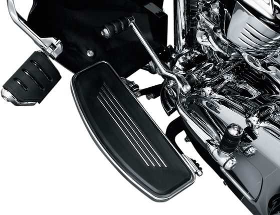 TRI GLIDE ULTRA CLASSIC/CVO (2009 - 2022) traditional driver floorboard insert | KURYAKYN