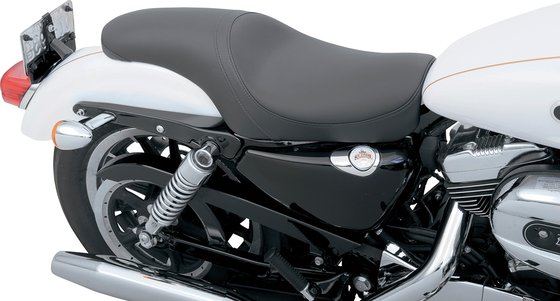 Sportster 883 (2005 - 2009) predator rear full length vinyl seat | DRAG SPECIALTIES SEATS