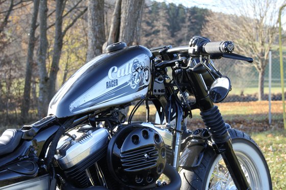 Sportster 883 (1986 - 2009) tank lifter xl | CULT WERK