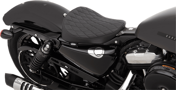 SPORTSTER IRON (2010 - 2022) solo bobber seat in diamond black | DRAG SPECIALTIES SEATS