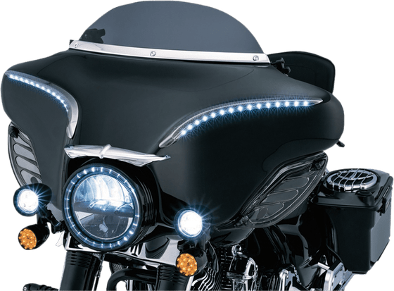 ROAD KING CLASSIC (1998 - 2013) smooth chrome windshield trim | KURYAKYN