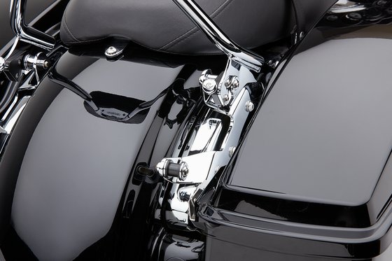 STREET GLIDE (2014 - 2022) detachable chrome backrest mounting kit | COBRA