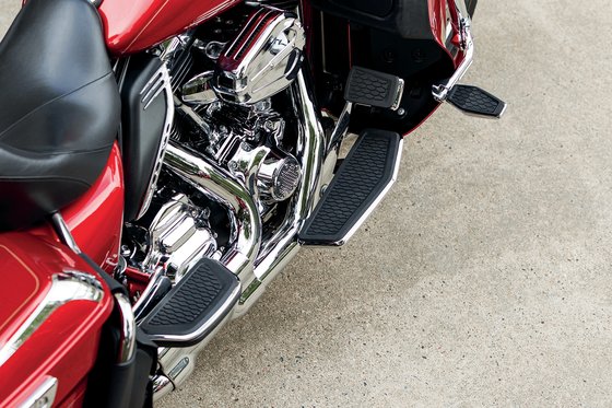 ROAD GLIDE CUSTOM (2010 - 2016) hex floorboards | KURYAKYN