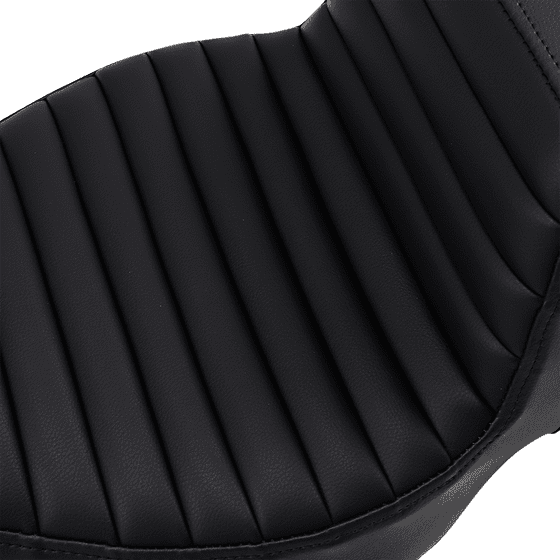 ELECTRA GLIDE STANDARD POLICE (2008 - 2022) step up seat - tuck and roll - extended reach | SADDLEMEN