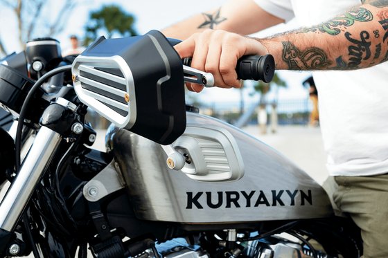 ROAD KING (1996 - 2007) "black handlebar grips" | KURYAKYN