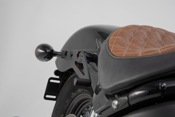 SOFTAIL STANDARD (2020 - 2022) slh side carrier right | SW-MOTECH