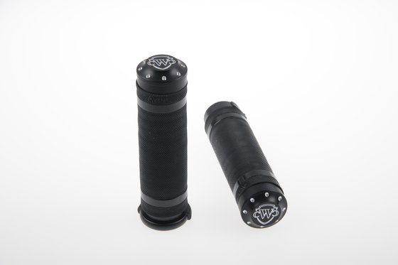 VRSCR (2006 - 2007) milled grip set | CULT WERK