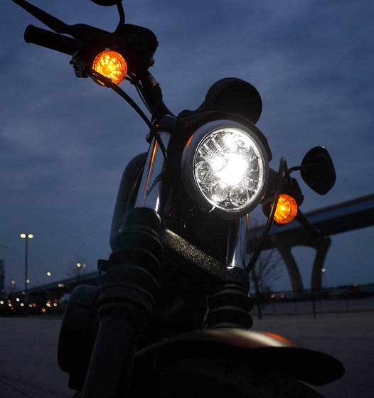 SPORTSTER 1200 SUPER LOW (2014 - 2020) adaptive led headlight - black, 5.75" | J.W. SPEAKER