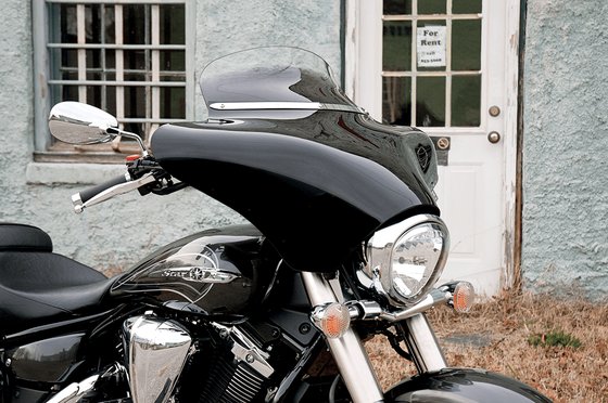 DYNA WIDE GLIDE (1980 - 2017) slim polished windshield trim for batwing fairing | MEMPHIS SHADES HD