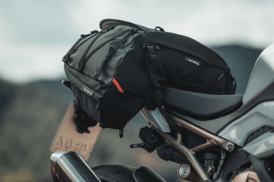 SOFTAIL BREAKOUT (2018 - 2022) pro cargobag tailbag | SW-MOTECH