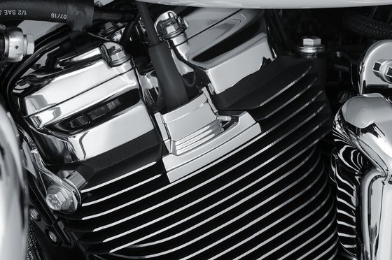 HERITAGE SOFTAIL CLASSIC (2018 - 2022) precision chrome spark plug covers for milwaukee 8 | KURYAKYN