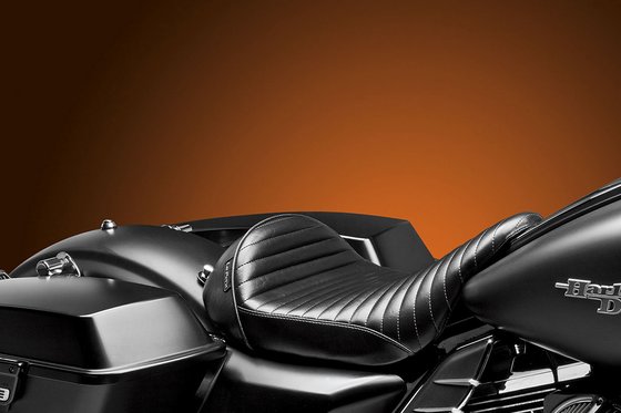 STREET GLIDE (2008 - 2022) cafe solo pleated seat | LE PERA