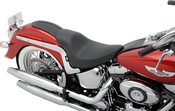 SOFTAIL DELUXE (2005 - 2017) ezsolo front seat for harley softtail | DRAG SPECIALTIES SEATS