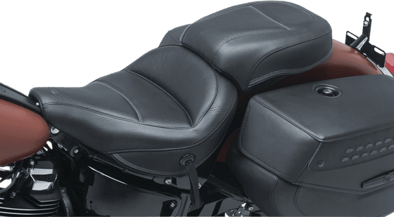 SOFTAIL STANDARD (2021 - 2022) solo touring seat | MUSTANG