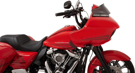 ROAD GLIDE CUSTOM (2015 - 2022) sport flare windshield - dark smoke | KLOCK WERKS