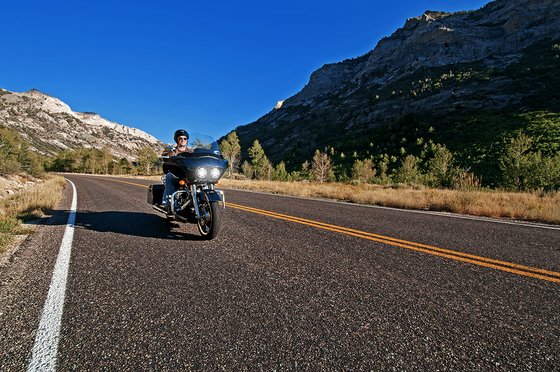 ROAD GLIDE LIMITED CLASSIC (1998 - 2010) adaptive led headlight - black | J.W. SPEAKER