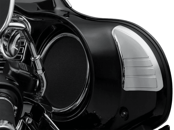 TRI GLIDE ULTRA CLASSIC/CVO (2014 - 2022) chrome inner fairing cover plates | KURYAKYN