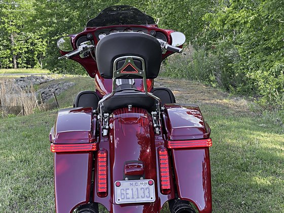 ROAD KING (2014 - 2020) black/red license plate light bag | CUSTOM DYNAMICS