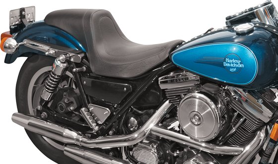 DYNA SUPERGLIDE (1981 - 2003) fastback 2-up seat | MUSTANG