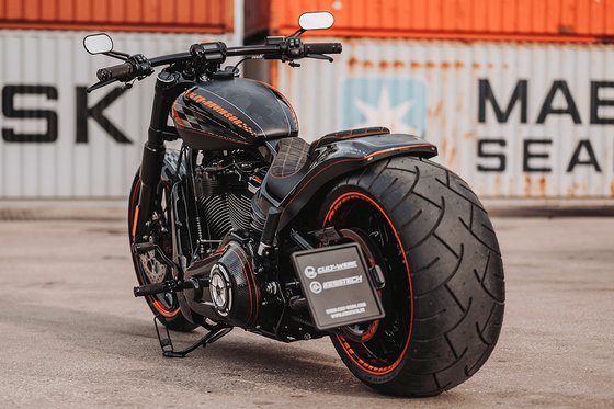 SOFTAIL FAT BOY (2018 - 2022) license plate de brkout | CULT WERK