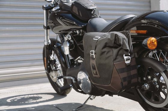 DYNA STREET BOB/SPECIAL (2009 - 2017) lc side bag system legend | SW-MOTECH