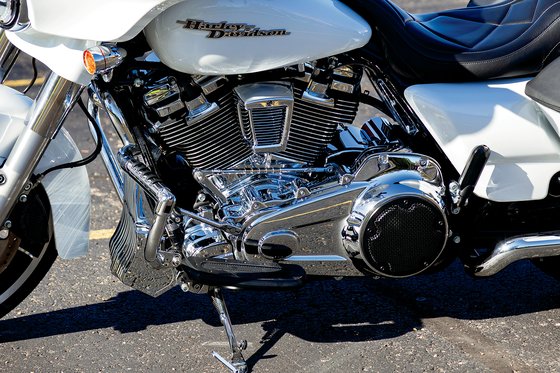 ELECTRA GLIDE ULTRA LIMITED LOW (2014 - 2022) lower frame cover | KURYAKYN