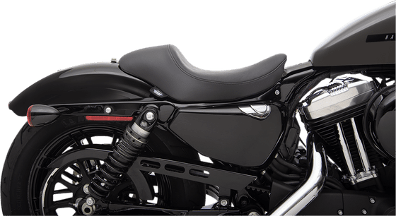 SPORTSTER 883 CUSTOM (2004 - 2010) 3/4 atskira lygi vinilinė sėdynė (xl) | DRAG SPECIALTIES SEATS