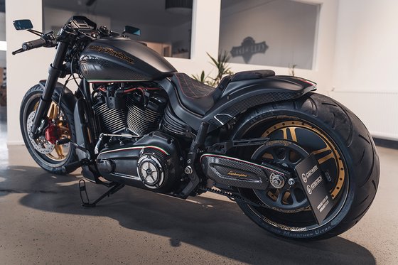 ROAD GLIDE LIMITED CLASSIC (2020 - 2022) "race black duo" galinio sparno konversijos rinkinys | CULT WERK