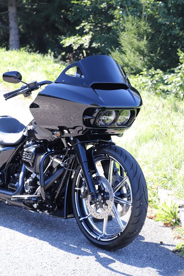 ROAD GLIDE LIMITED CLASSIC (2020 - 2022) bloga žalio žibinto kaukė | CULT WERK