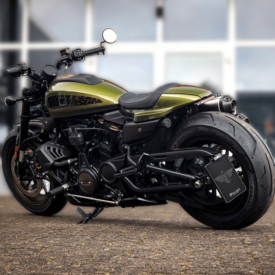 SPORTSTER FORTY-EIGHT (2021 - 2022) sportinių valstybinio numerio ženklų grupė su šoniniu tvirtinimu galiniam žibintui | HEINZ BIKES