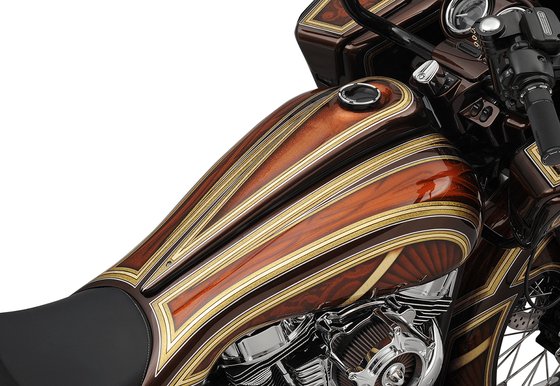 STREET GLIDE SPECIAL (2014 - 2021) "curv long" metalinė prietaisų skydelio apdaila "touring" modeliams | KLOCK WERKS