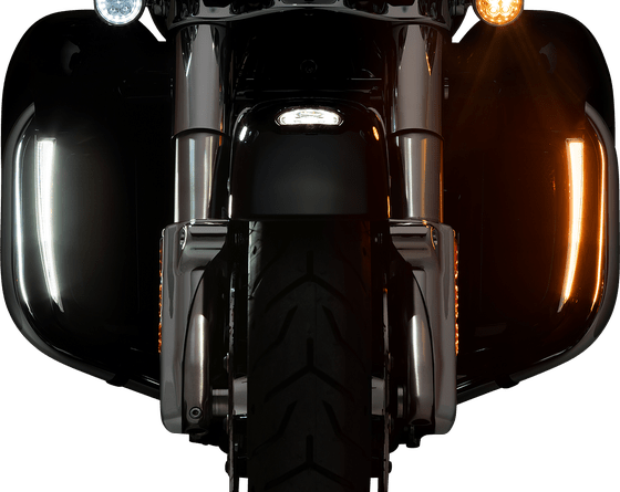 ULTRA CLASSIC ELECTRA GLIDE LOW (2015 - 2016) lower fang chrome accessory light | CIRO