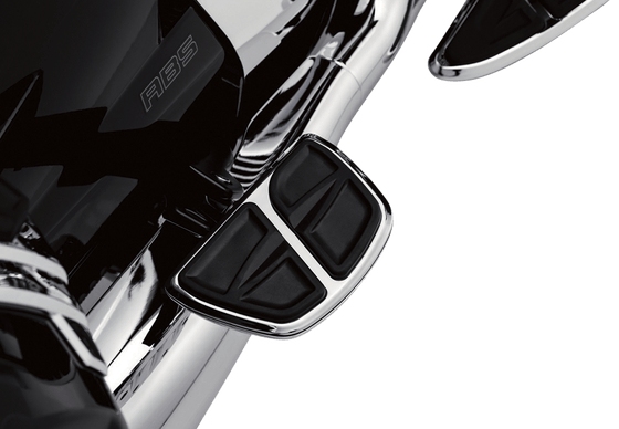 ROAD KING SPECIAL (2019 - 2022) mini boards with male mount adapters - chrome | KURYAKYN