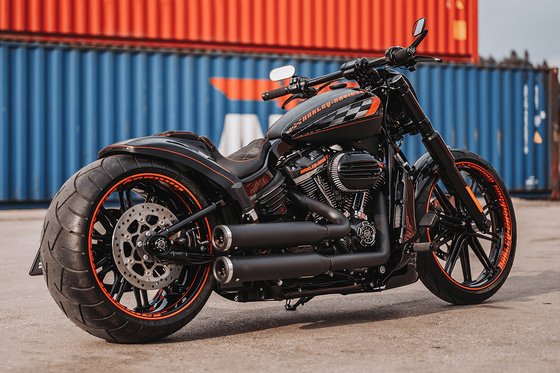 SOFTAIL BREAKOUT (2022 - 2022) race black duo rear fender conversion kit | CULT WERK