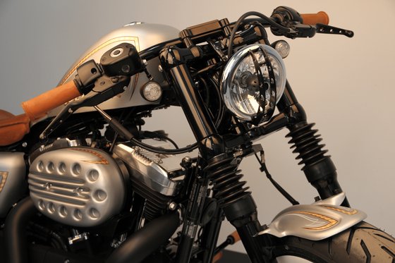 SPORTSTER FORTY-EIGHT (2010 - 2022) headlight grill kamikaze | CULT WERK