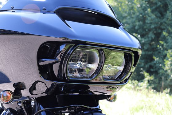 CVO ROAD GLIDE SCREAMIN EAGLE/ULTRA (2018 - 2022) bad raw headlight mask | CULT WERK