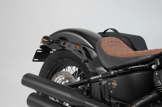 SOFTAIL STREET BOB (2018 - 2020) legend left side saddlebag system | SW-MOTECH