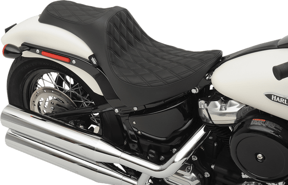 SOFTAIL STREET BOB (2018 - 2022) soft black seat for harley softtail | DRAG SPECIALTIES SEATS