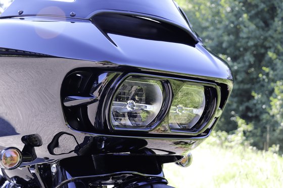 ROAD GLIDE LIMITED CLASSIC (2020 - 2022) headlight mask bad bk | CULT WERK