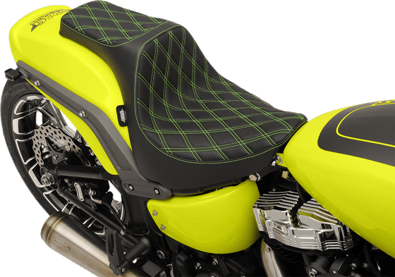 SOFTAIL FAT BOB (2018 - 2022) pred iii dds seat | DRAG SPECIALTIES SEATS